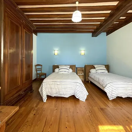 Etchechoury * Moncayolle-Larrory-Mendibieu