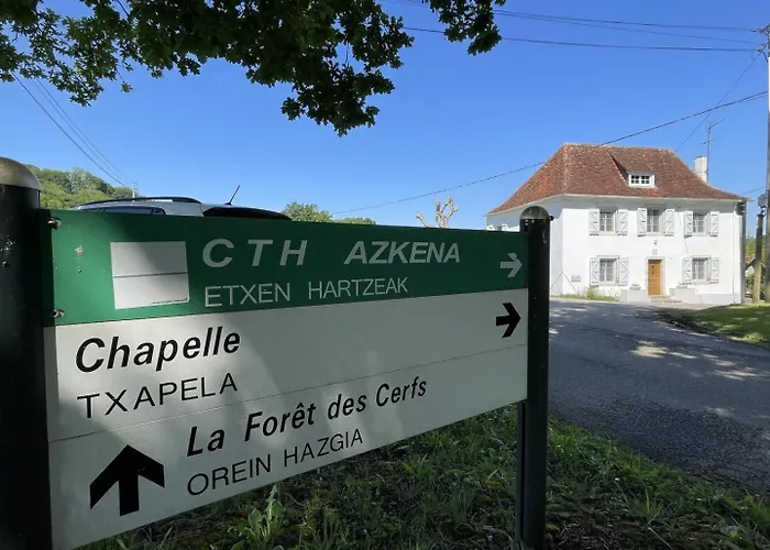 Etchechoury Semesterbostad